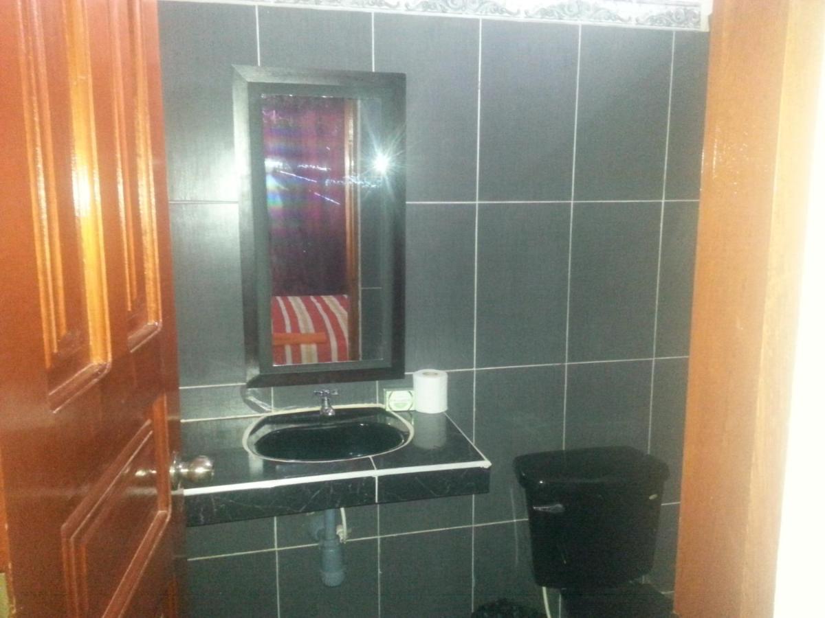 Hostal Selvatrip Летисия Экстерьер фото